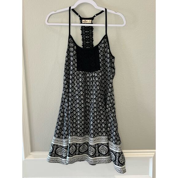 Hollister Black White Razorback Boho Shoulder Strap Short Dress Size M - Picture 1 of 6